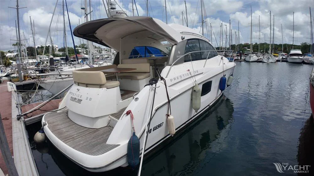 BoatPhoto.coverAlt