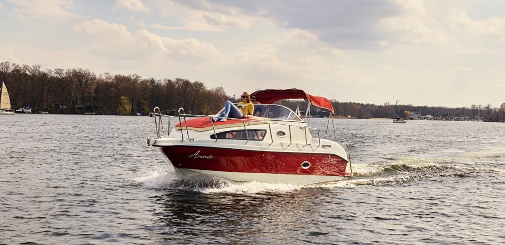BoatPhoto.coverAlt
