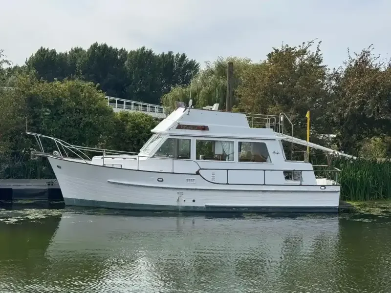 BoatPhoto.coverAlt