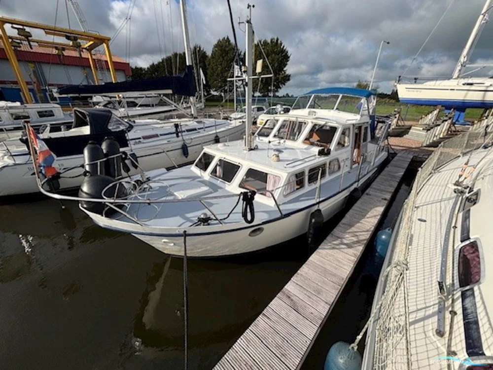 BoatPhoto.coverAlt