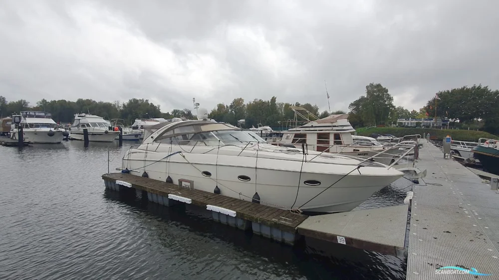 2010 Bavaria S 37 for sale in Hamburg, Germany, photo 2 of 5