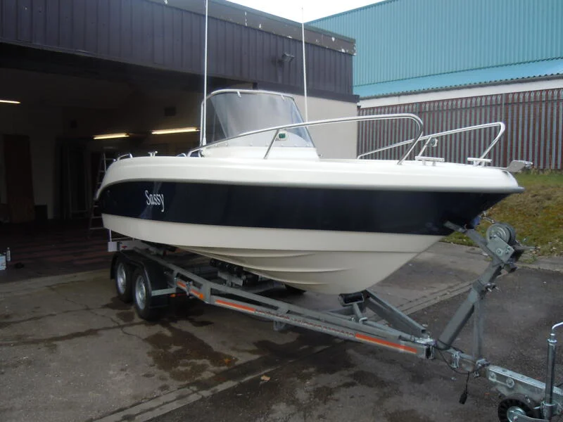 BoatPhoto.coverAlt
