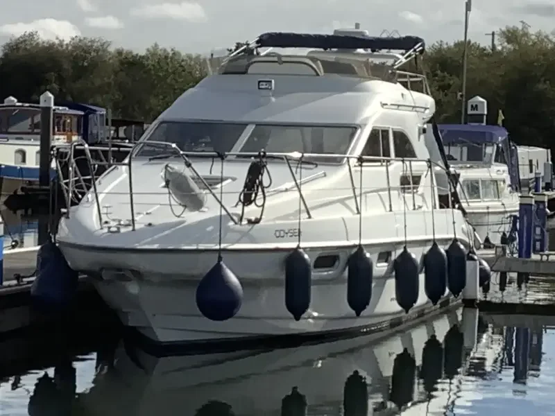 BoatPhoto.coverAlt