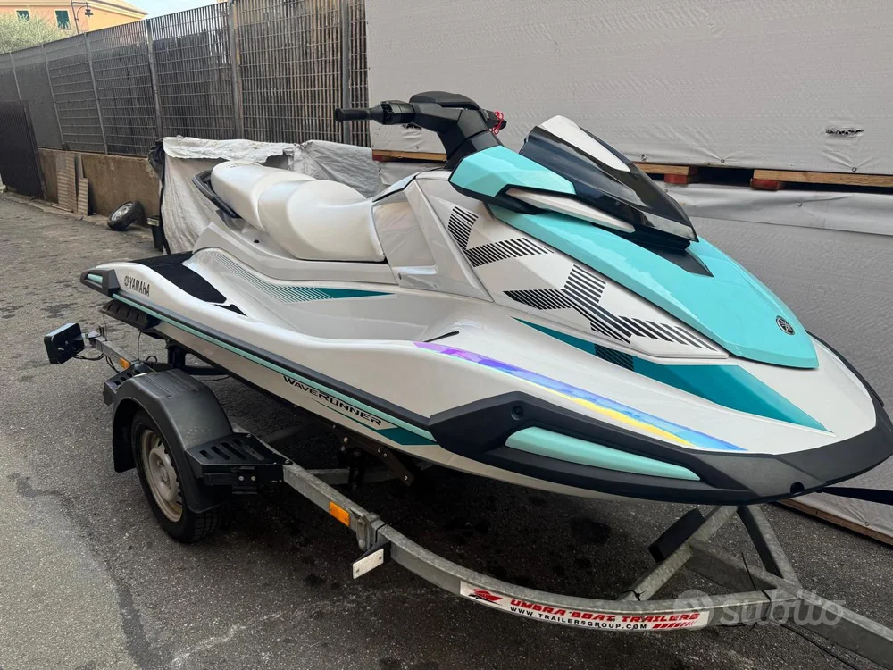 BoatPhoto.coverAlt