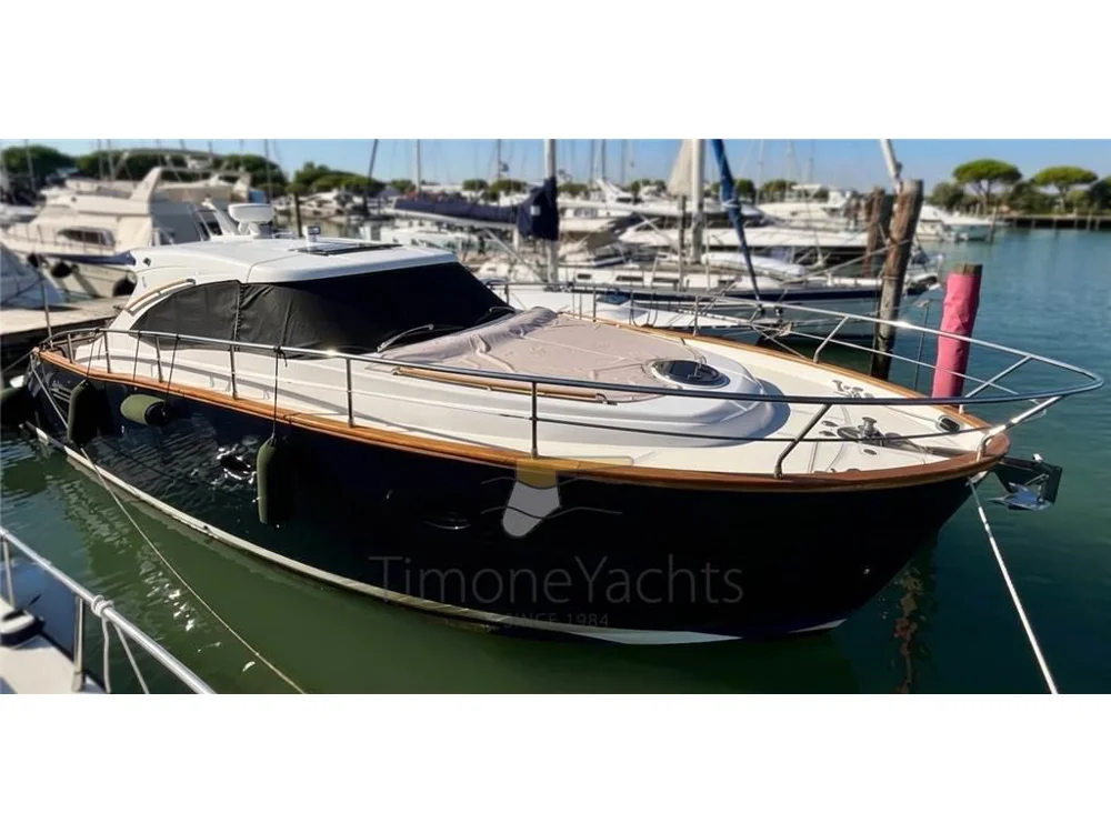 BoatPhoto.alt
