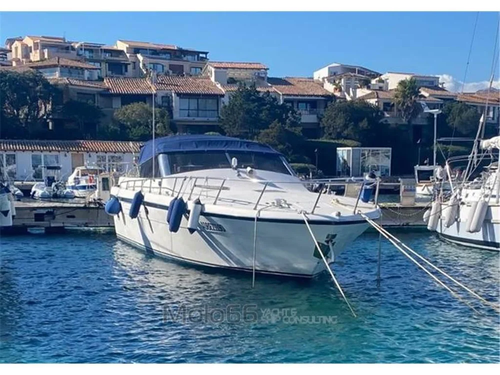 BoatPhoto.coverAlt