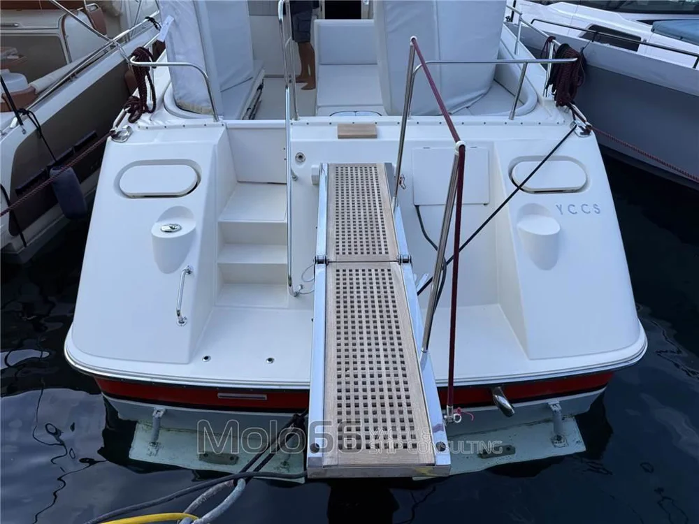 BoatPhoto.alt