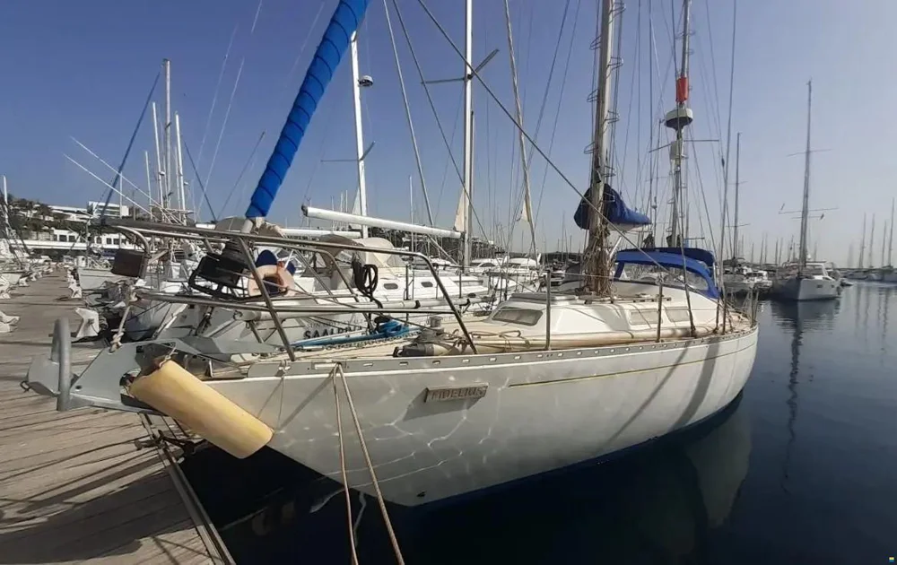 BoatPhoto.alt