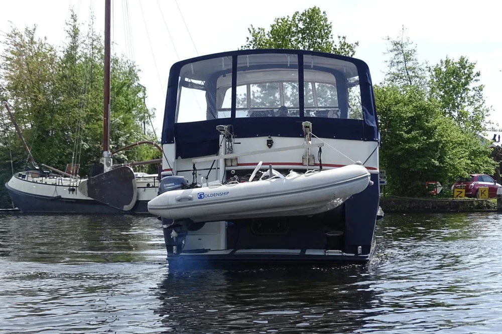 BoatPhoto.alt