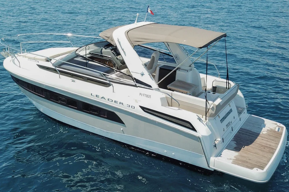BoatPhoto.coverAlt