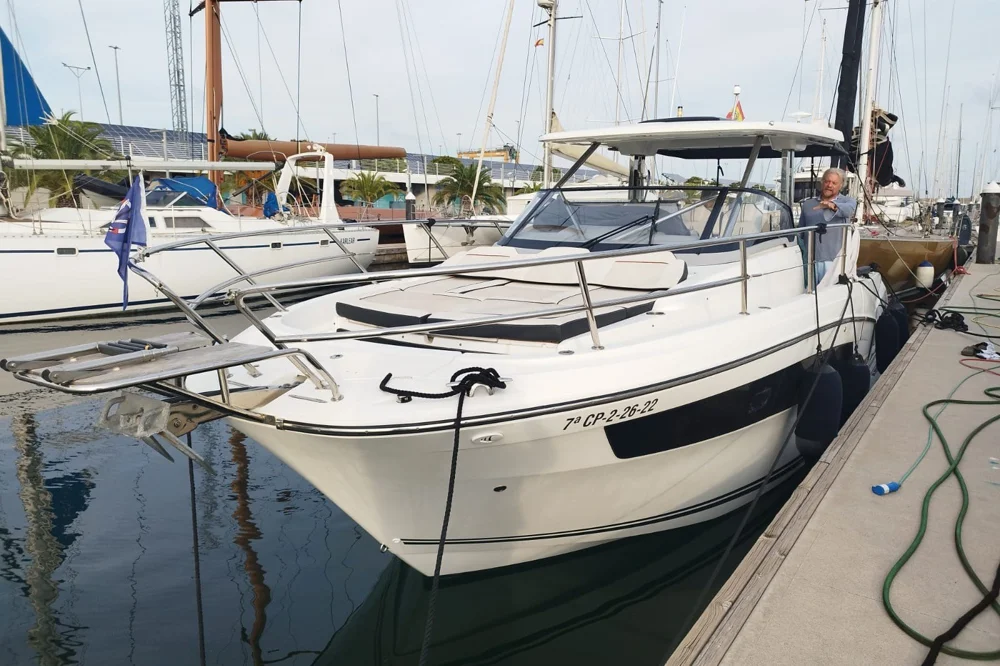 BoatPhoto.coverAlt
