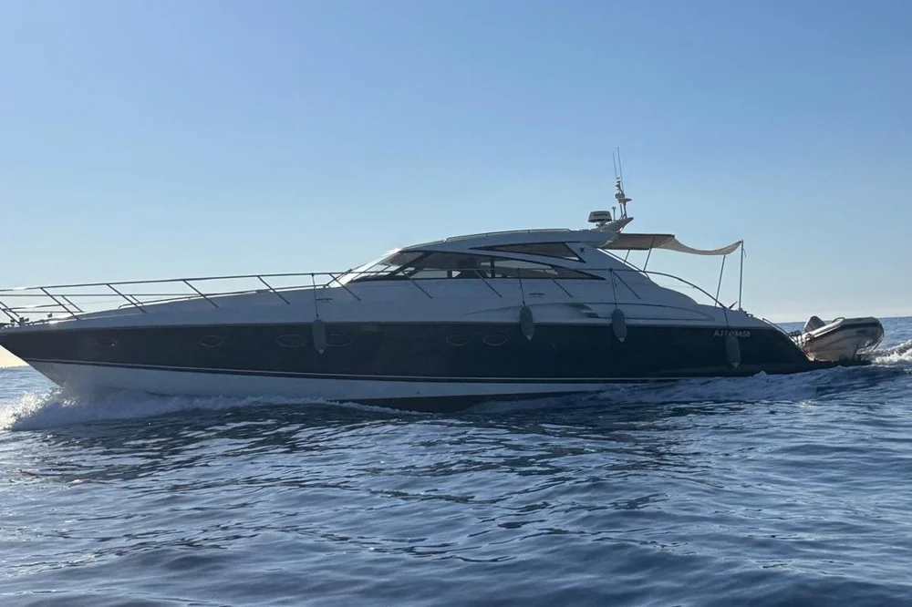 BoatPhoto.coverAlt