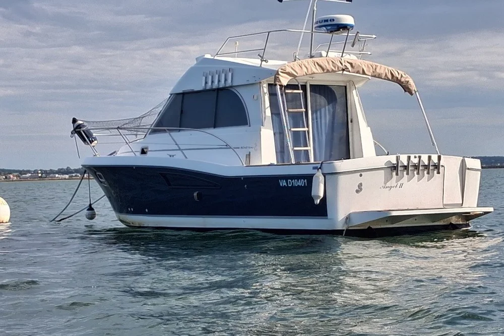 BoatPhoto.coverAlt