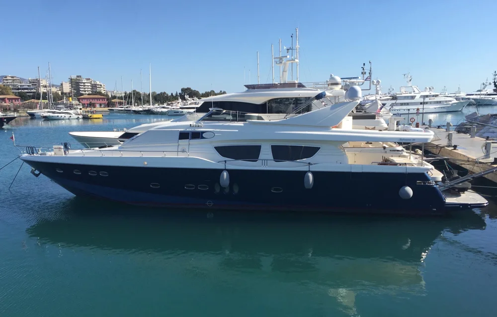 BoatPhoto.coverAlt