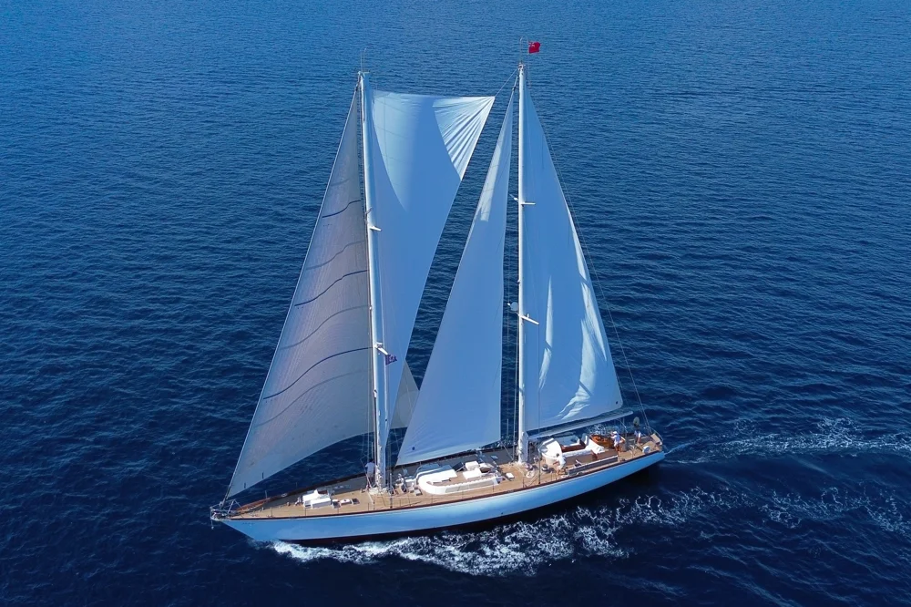 BoatPhoto.coverAlt