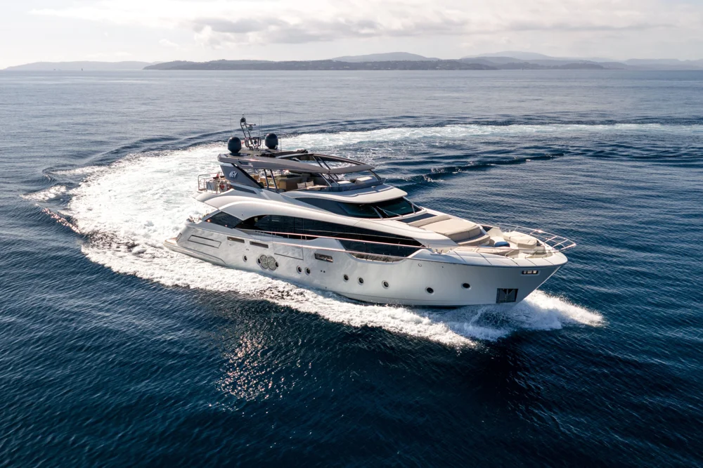 2018 Monte Carlo Yachts MCY 96 for sale in Saint-Raphaël, France, photo 1 of 5