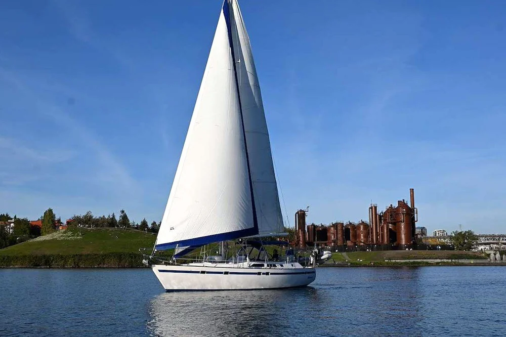 BoatPhoto.coverAlt