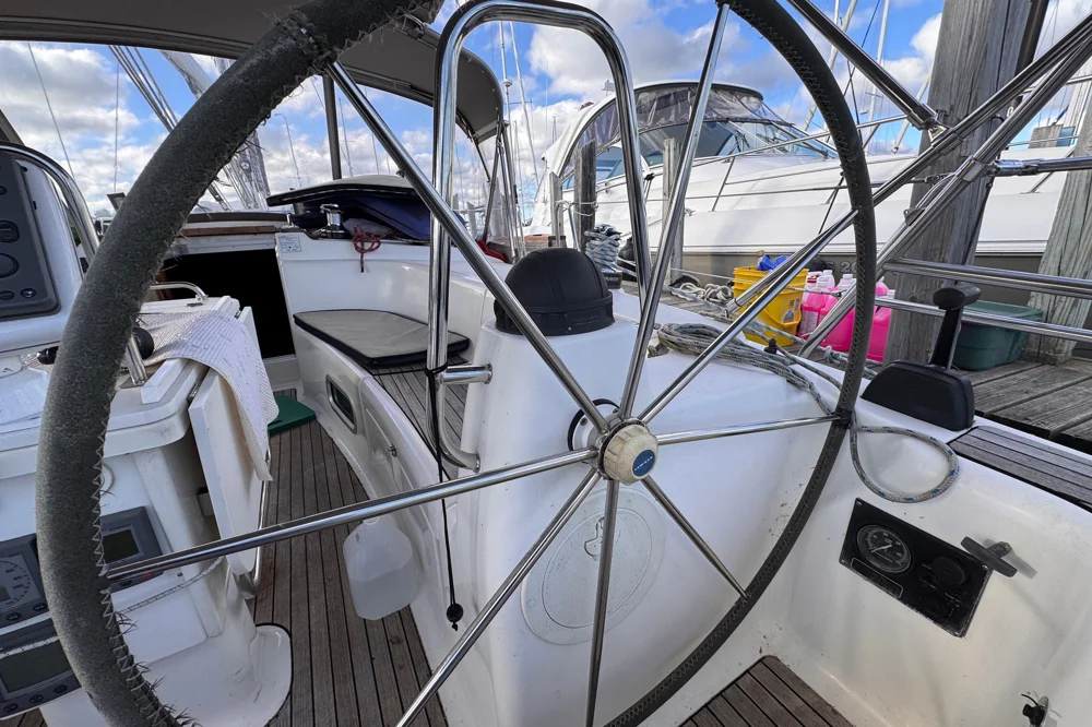 2003 Bavaria Cruiser 44 for sale, photo 3 of 5