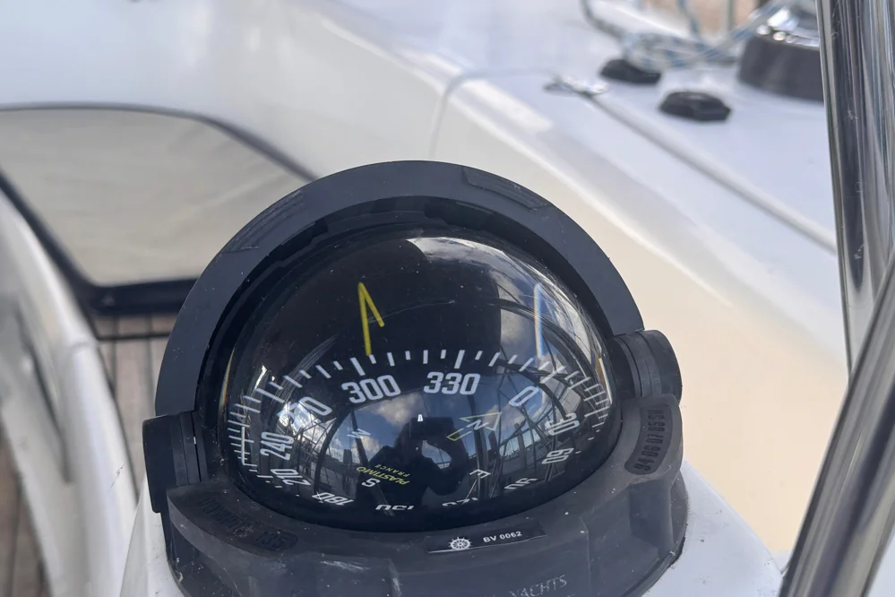 2003 Bavaria Cruiser 44 for sale, photo 5 of 5
