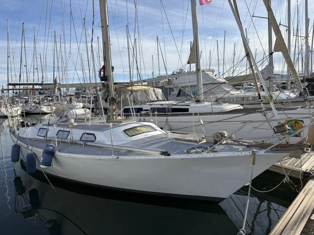 BoatPhoto.coverAlt