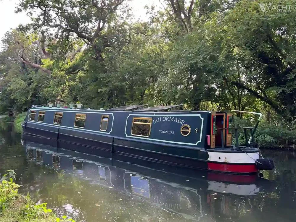 BoatPhoto.alt