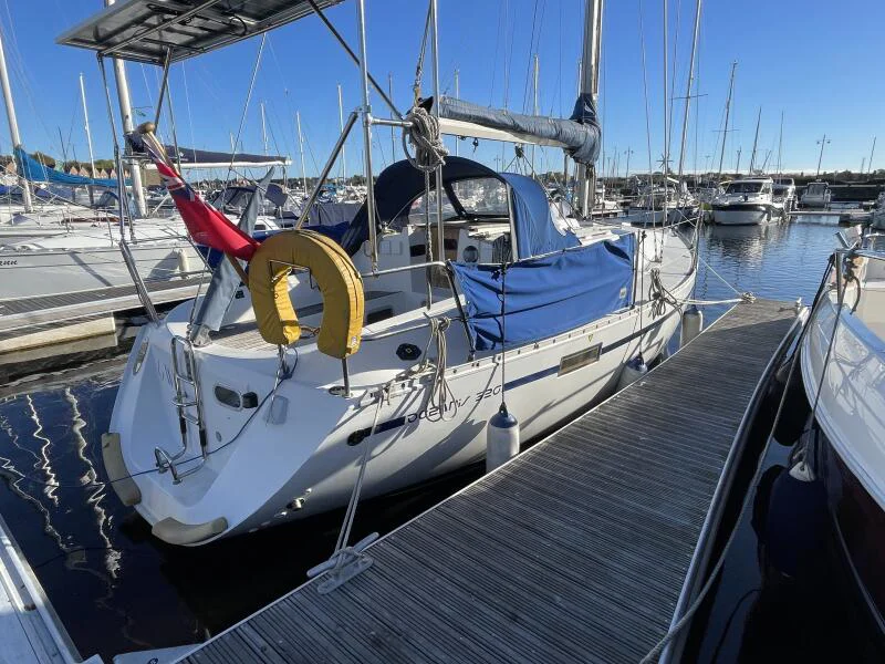 BoatPhoto.alt