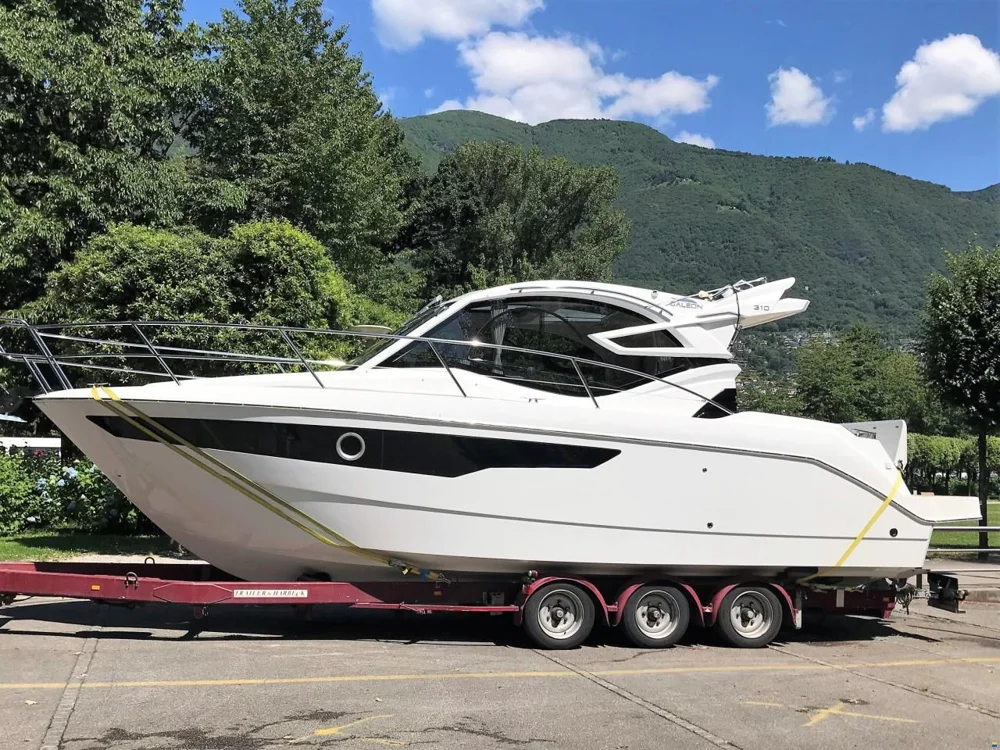 BoatPhoto.coverAlt