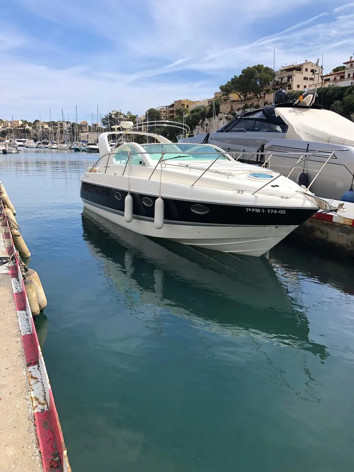 BoatPhoto.coverAlt
