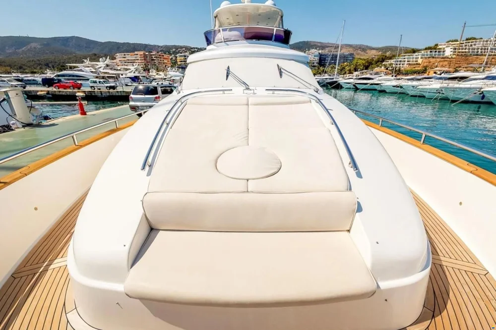 BoatPhoto.alt