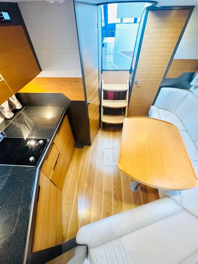 BoatPhoto.coverAlt