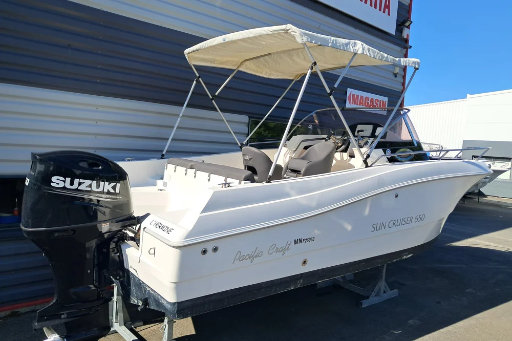 BoatPhoto.coverAlt