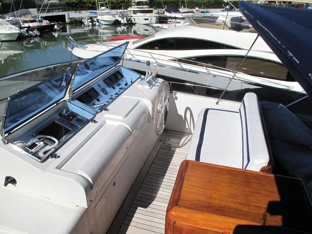 BoatPhoto.alt