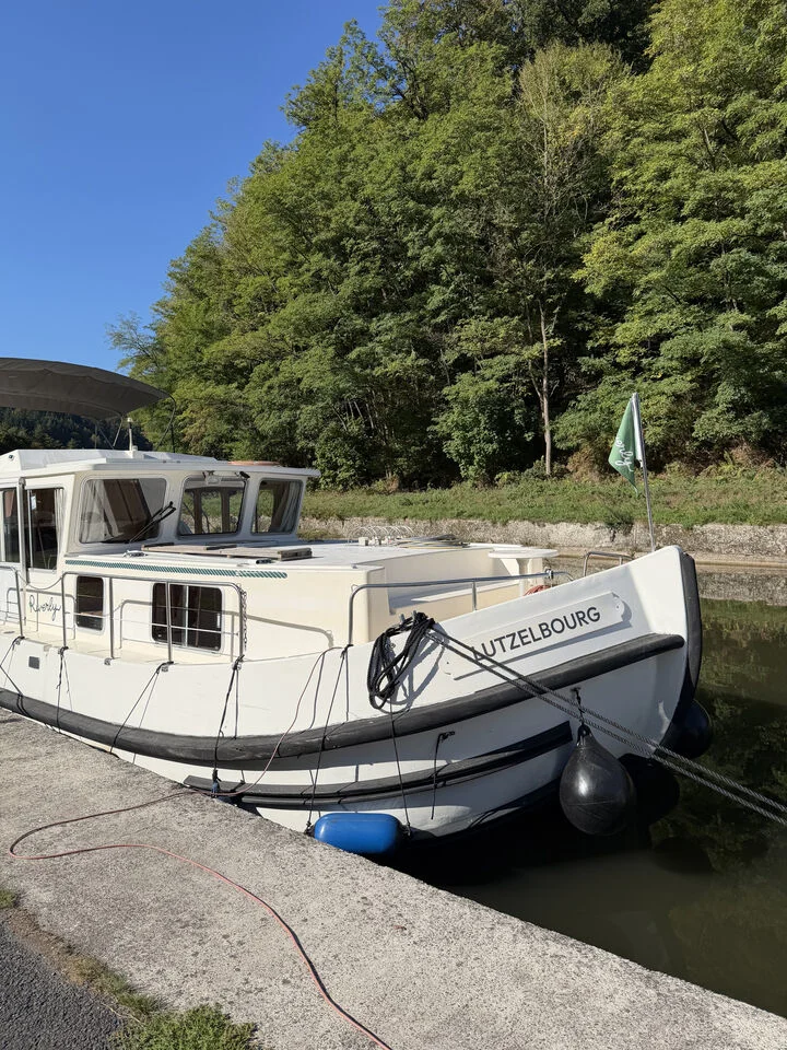 BoatPhoto.alt