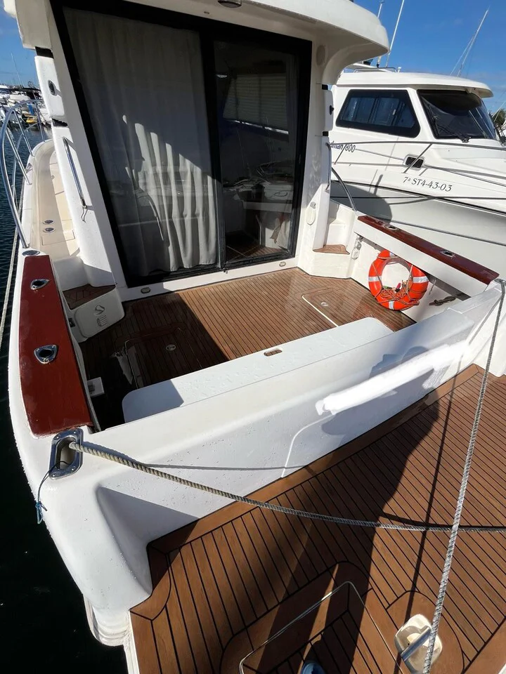 BoatPhoto.alt