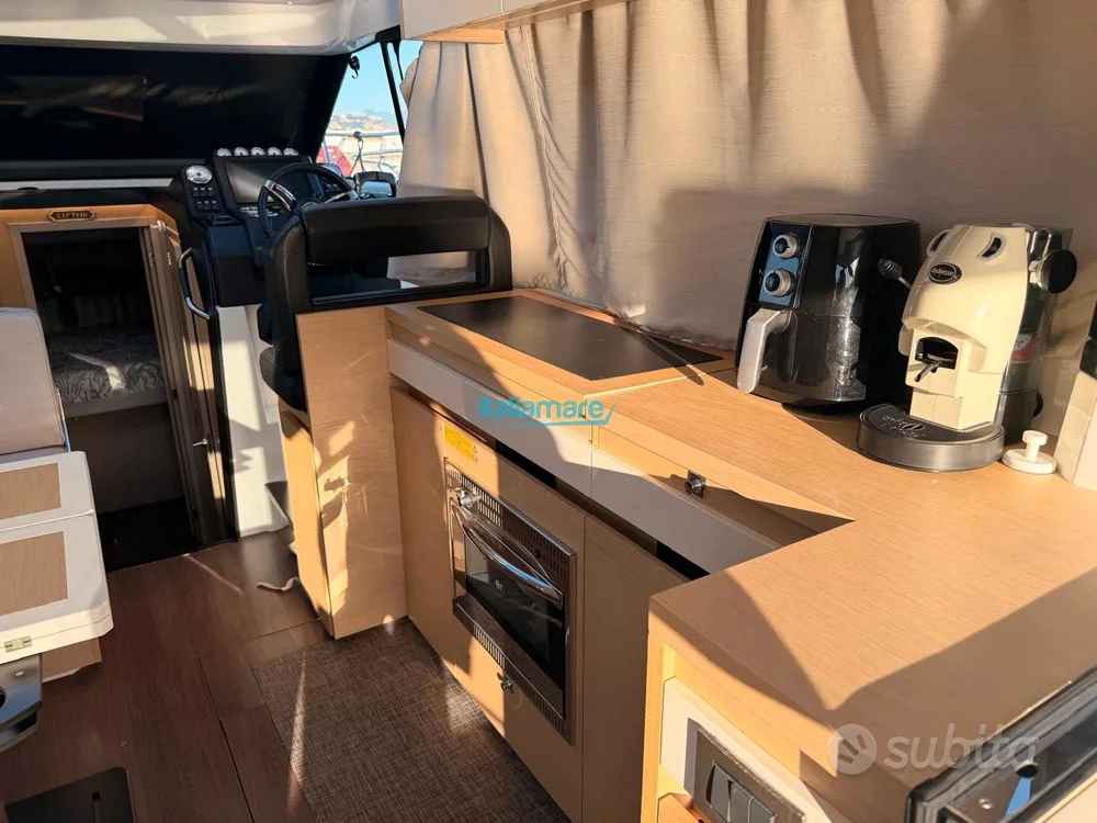 Jeanneau for sale in Qualiano, Italy, photo 4 of 5