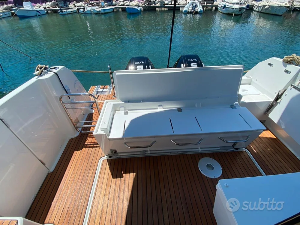Jeanneau for sale in Qualiano, Italy, photo 3 of 5