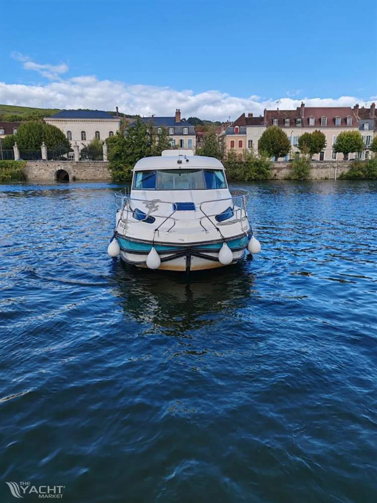 BoatPhoto.alt