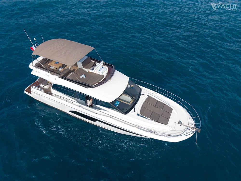 BoatPhoto.alt