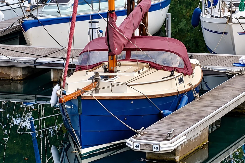 BoatPhoto.coverAlt