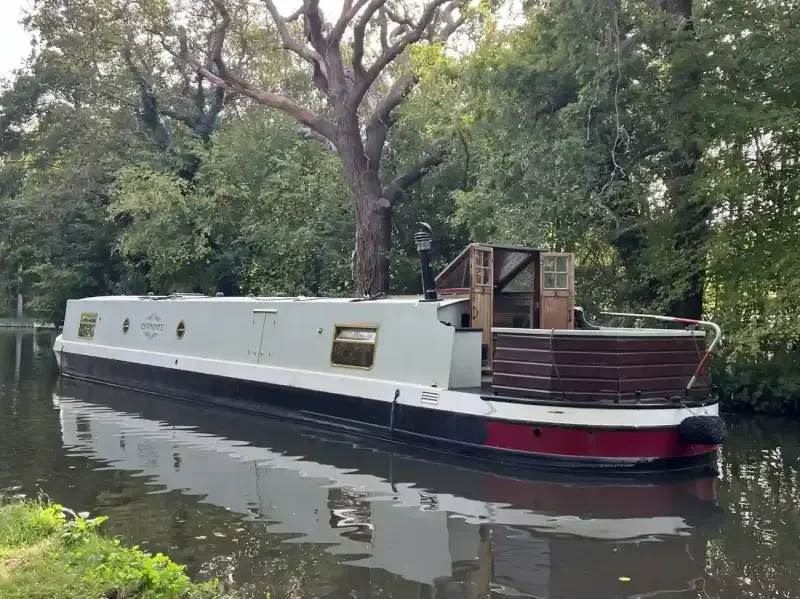 BoatPhoto.alt