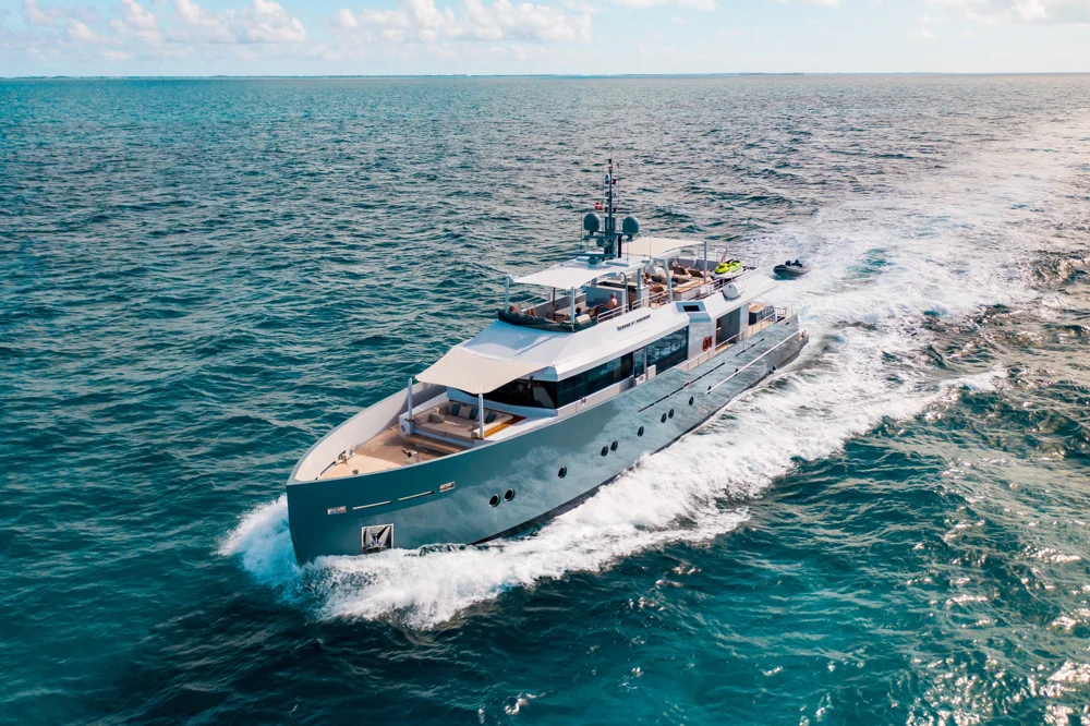 BoatPhoto.alt