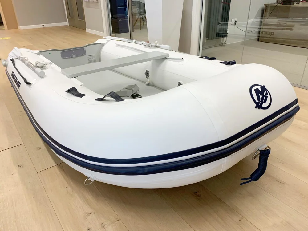 BoatPhoto.alt