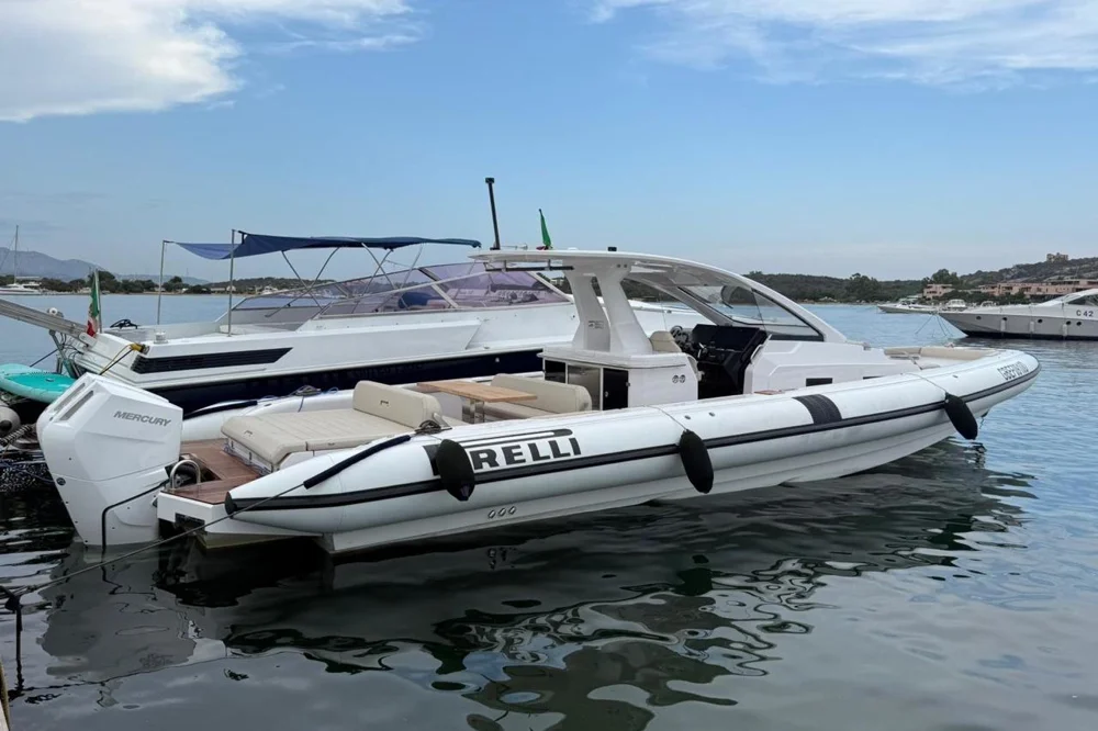 2024 Pirelli 42 for sale in Olbia, Italy, photo 1 of 5