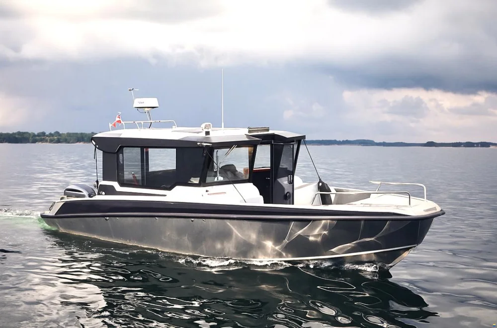 BoatPhoto.coverAlt