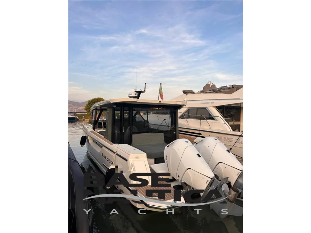 BoatPhoto.coverAlt