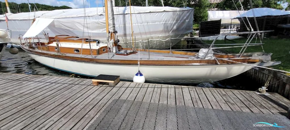 BoatPhoto.alt