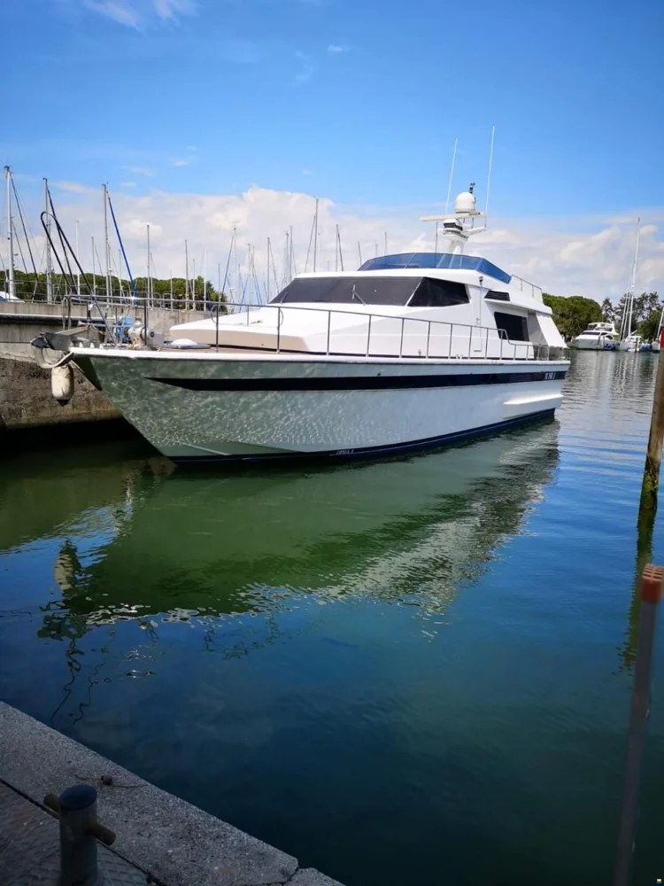 1990 Sanlorenzo SL 57 FLY for sale in Udine, Italy