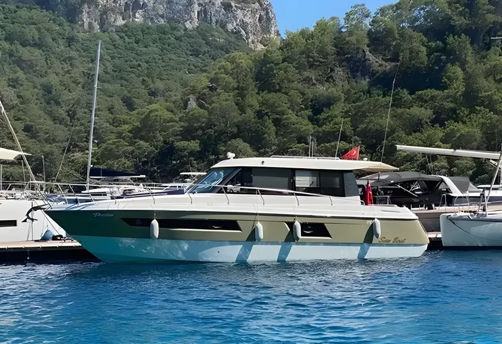 BoatPhoto.alt