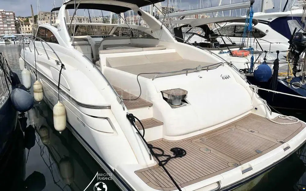 BoatPhoto.coverAlt