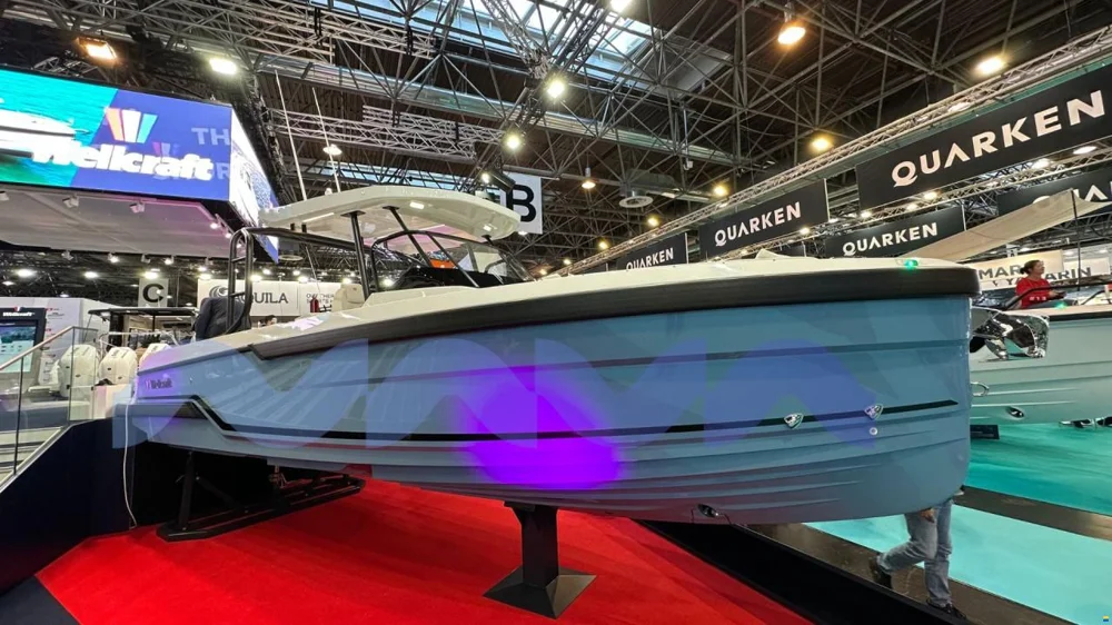 BoatPhoto.coverAlt